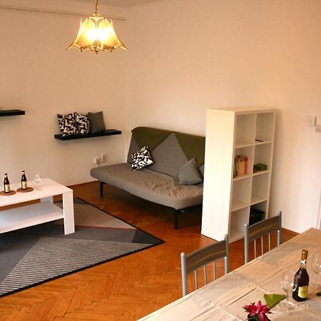 Castle Stallion Appartement Boedapest Buitenkant foto