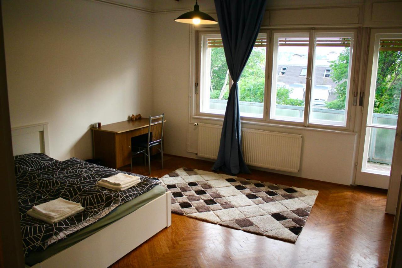 Castle Stallion Appartement Boedapest Buitenkant foto