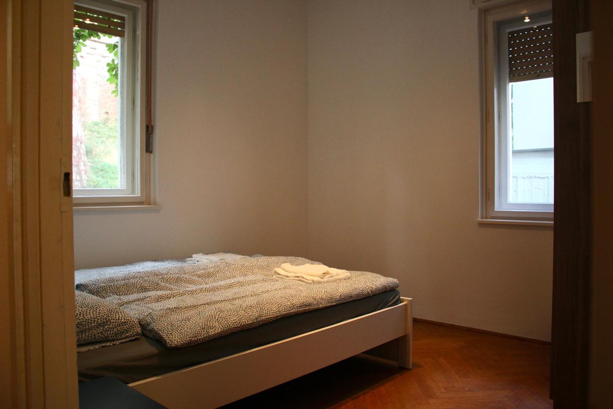 Castle Stallion Appartement Boedapest Buitenkant foto